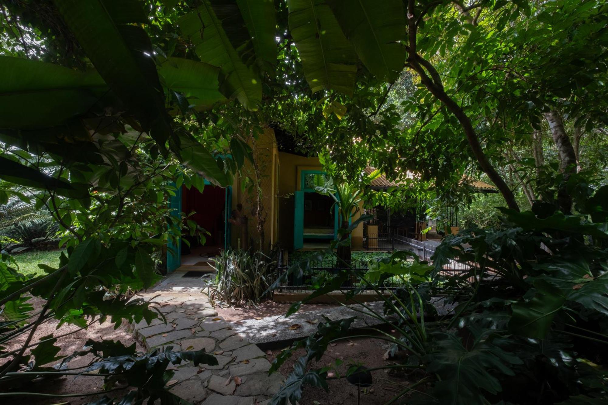 Casa Heliconia Hotel Gampaha Buitenkant foto